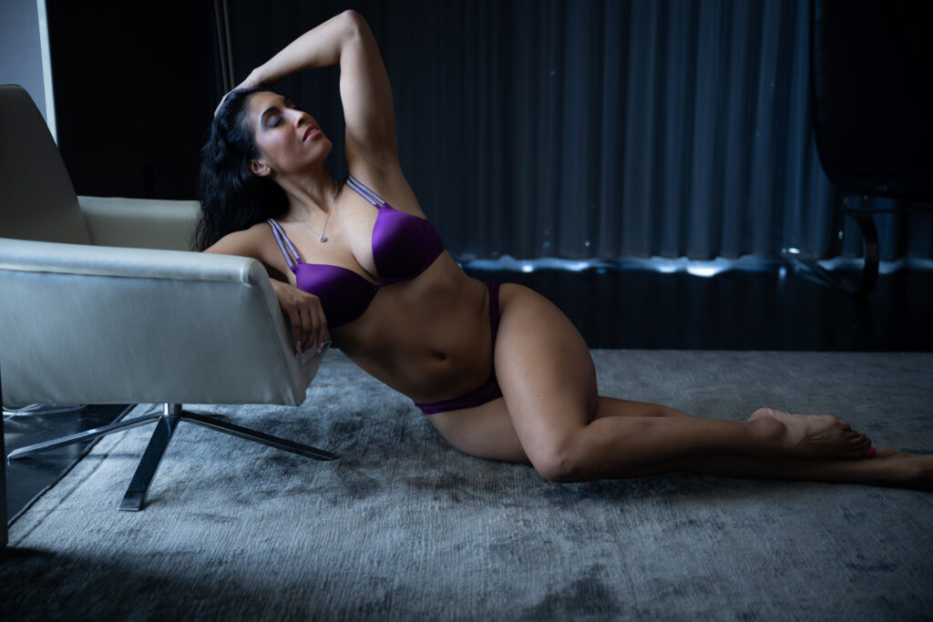 Primal Soul Boudoir - Jasmin in Vegas - Chair and Floor Pose